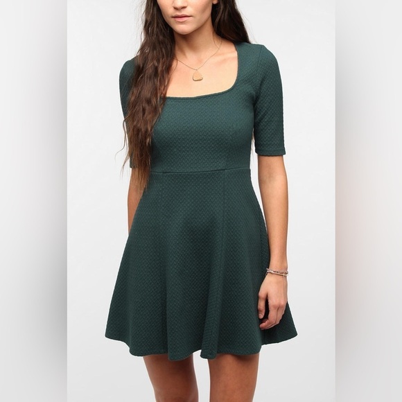 UO Pins and Needles M Dark Green Skater Mini Dress - Picture 1 of 13